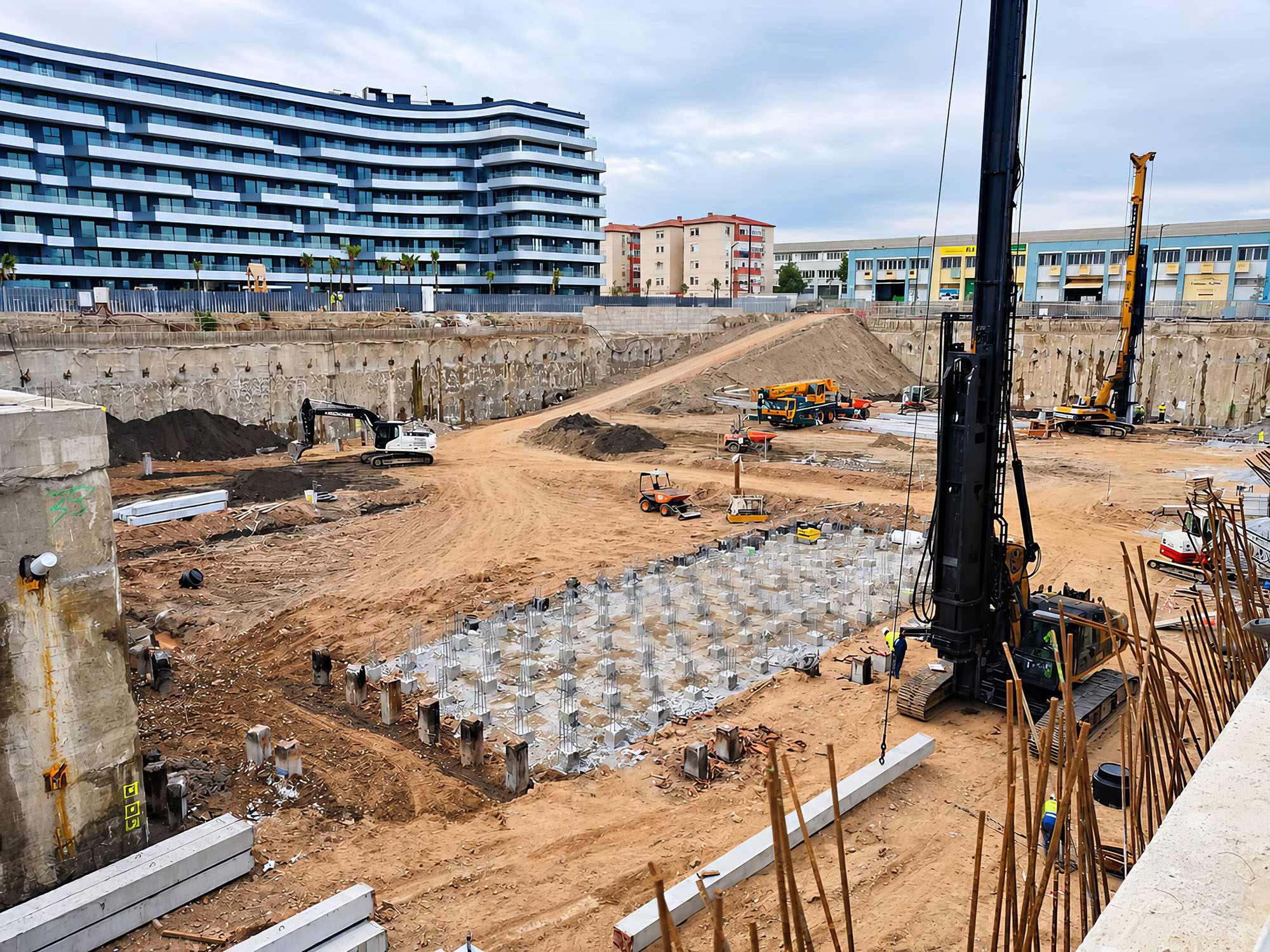 71 viviendas parcela 1.6 sector SUP LO-1 «Torre del Río» Málaga